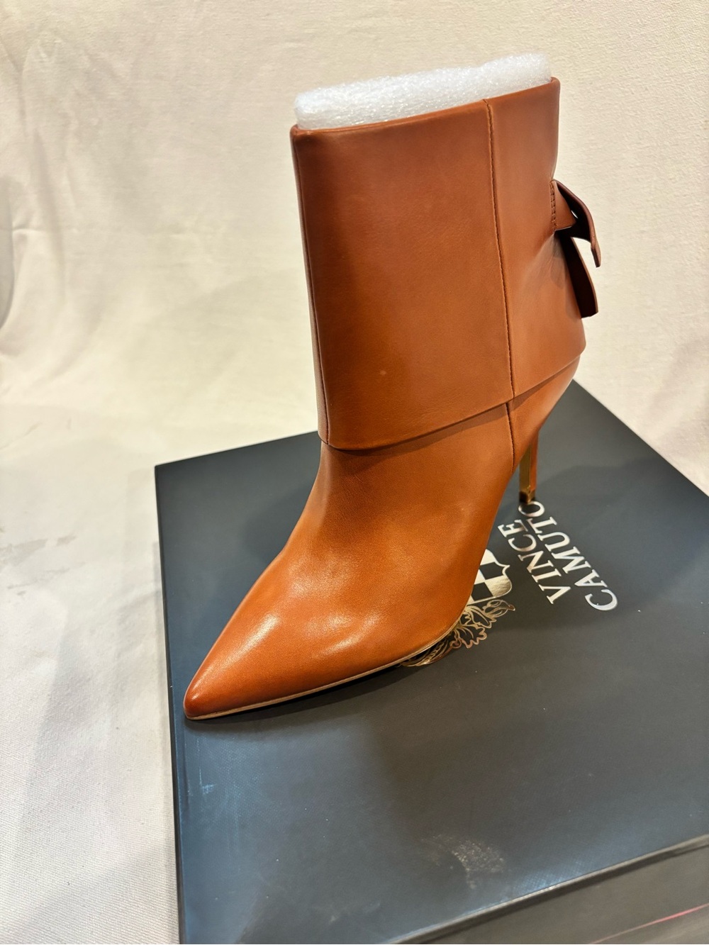 Vince Camuto Cognac Leather Pointed-Toe Stiletto Ankle Boots - Woman’s 8 NWT - Picture 9 of 11
